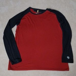 Mountain Hardware Men's size L long sleeve shirt, dark gray and red